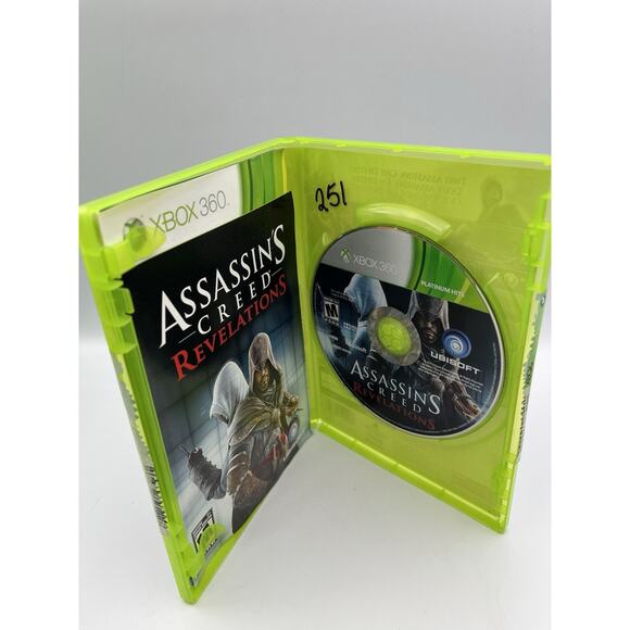 Assassin's Creed: Revelations (Microsoft Xbox 360, 2011) Free Shipping Complete - Picture 4 of 6